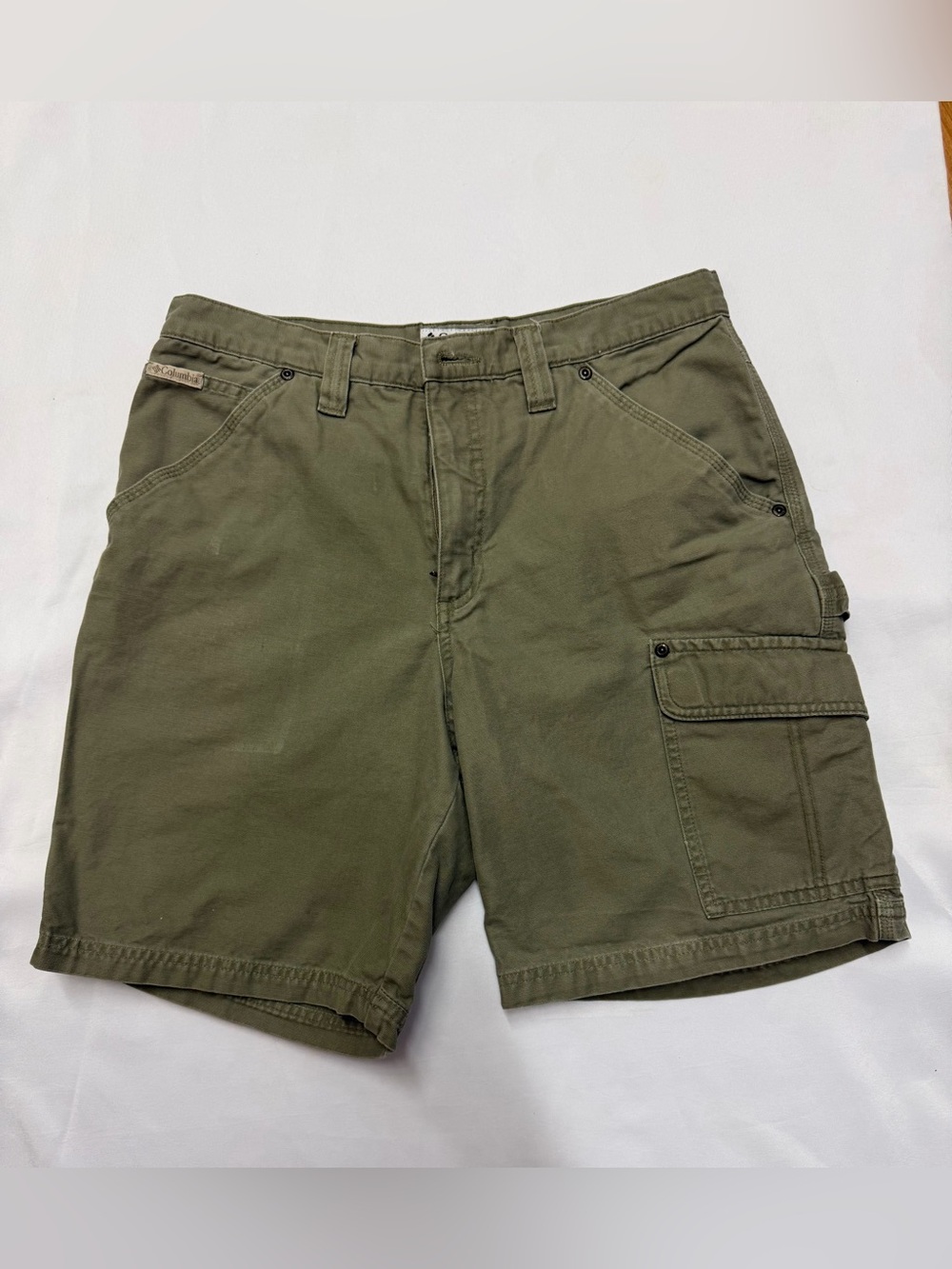 Columbia Men's Olive Utility Cargo Shorts